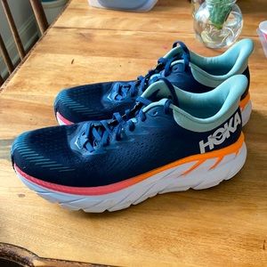 HOKA ONE ONE Clifton 7